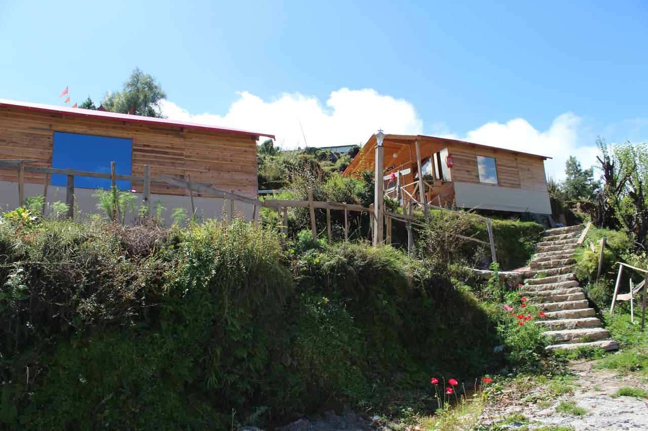 Blue Poppy Resorts Joshīmath Buitenkant foto
