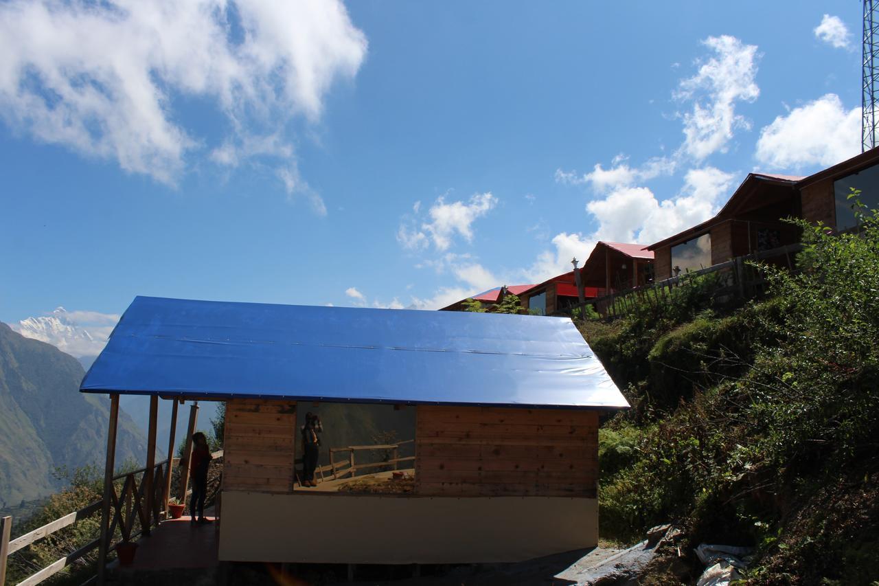 Blue Poppy Resorts Joshīmath Buitenkant foto